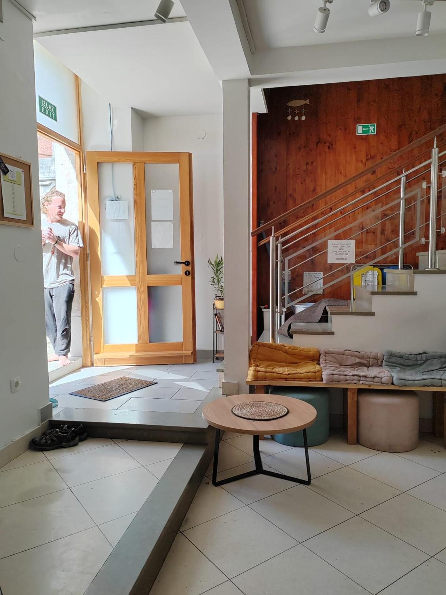 Split It Hostel Exterior photo