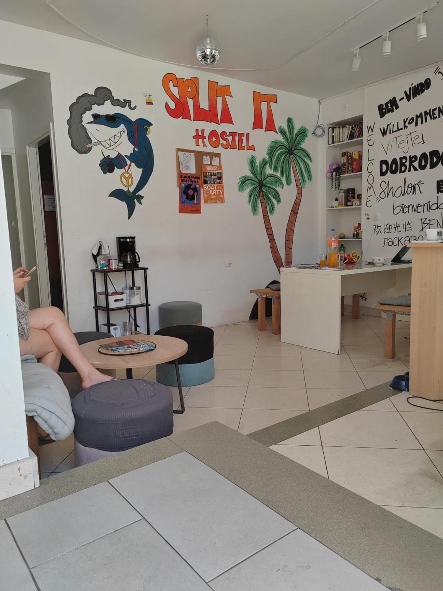 Split It Hostel Exterior photo